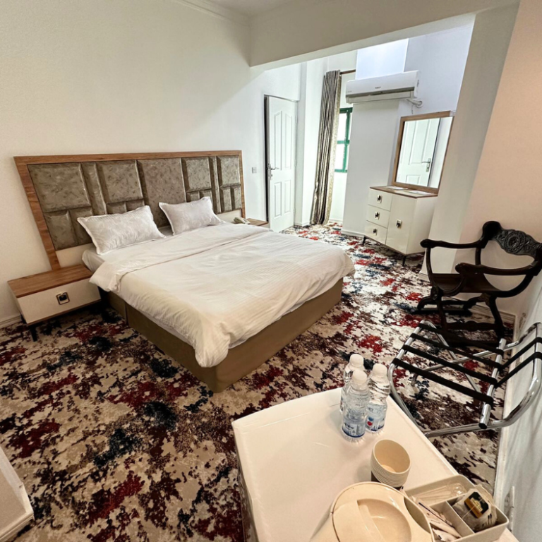 Single bed room inter hotel