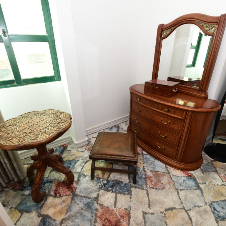 window inter hotel iraq